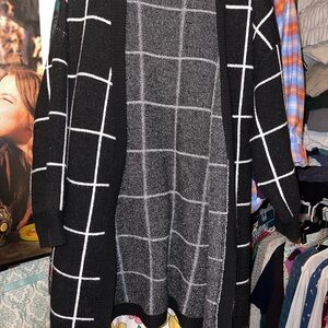 Time and Tru Black and White Long Checkered Cardigan